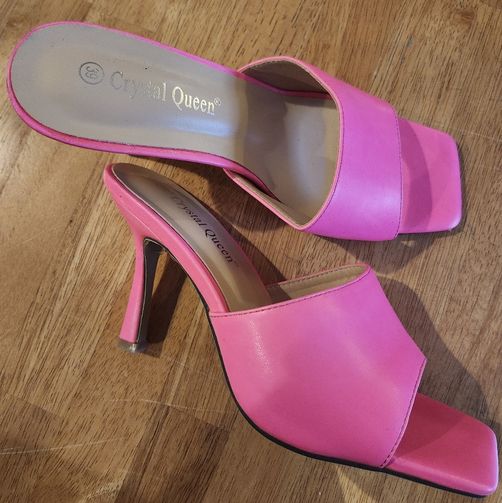 Hot Pink size 39 slip on heels